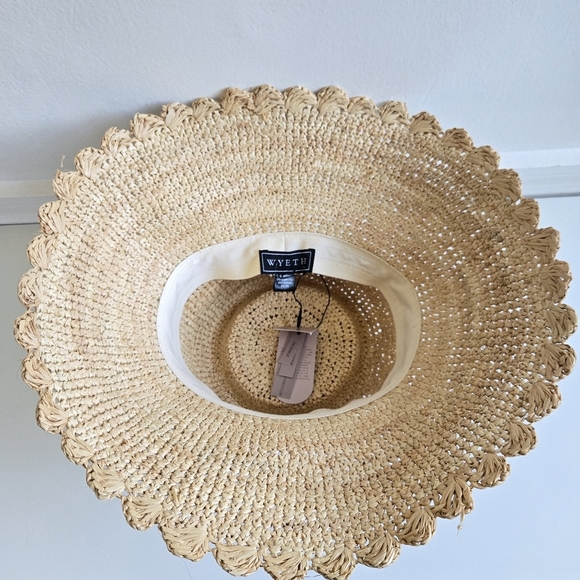 New Wyeth Lacey Raffia Crochet Scalloped Edge Natural Bucket Straw Hat NWT - Picture 13 of 15